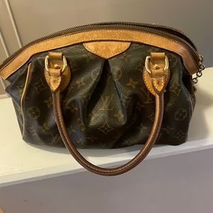 LOUIS VUITTON
Monogram Tivoli PM